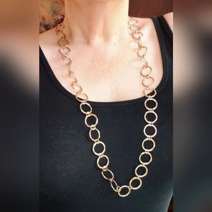 Silver tone, hand hammered chain link necklace. 18" GUC.